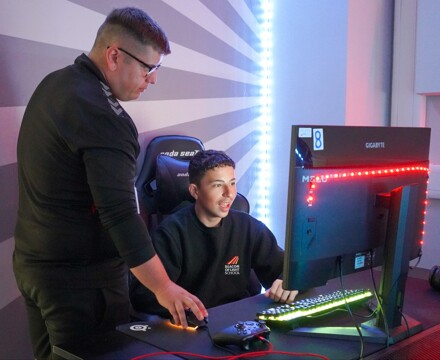 LLxEsports 16